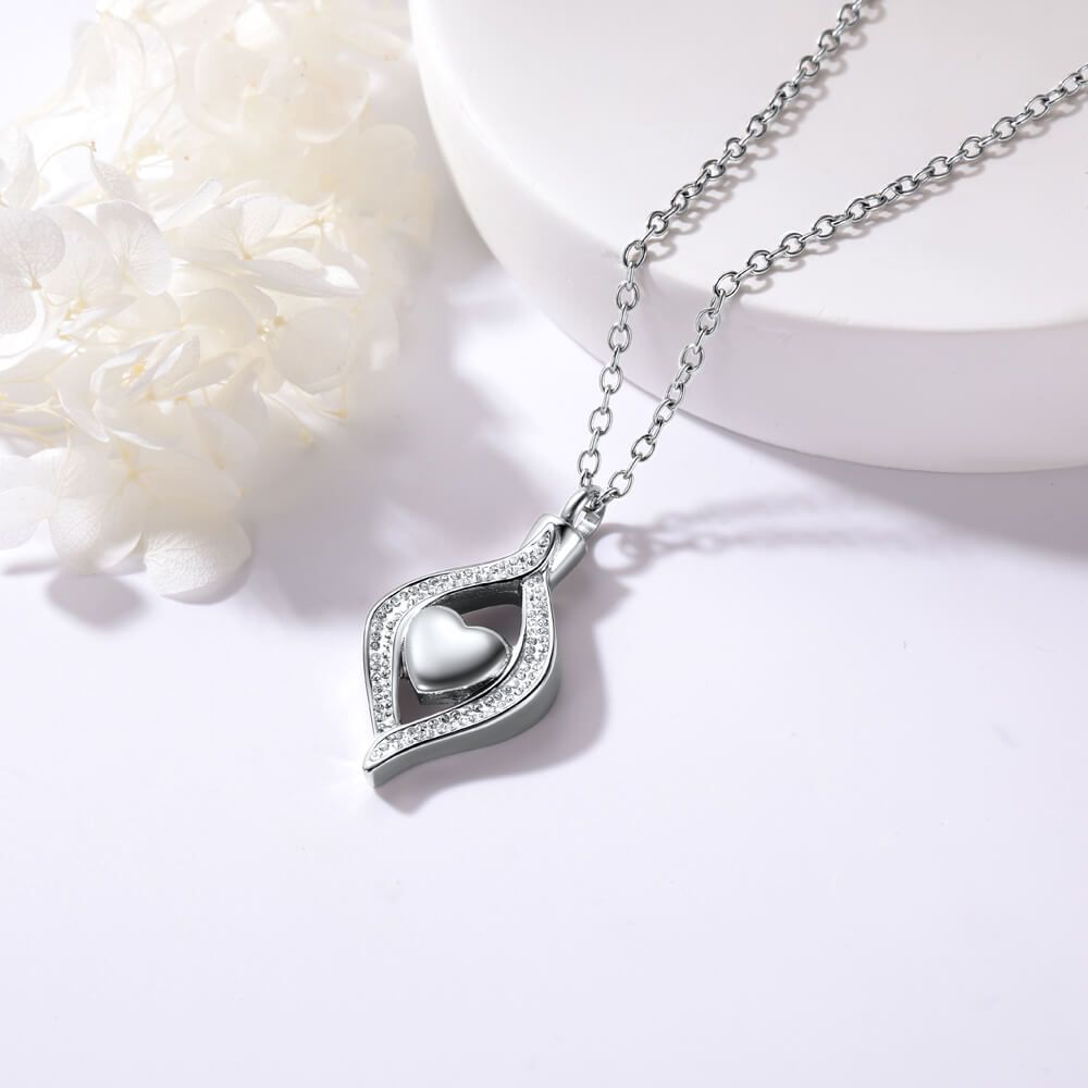 U7 Jewelry Heart Urn Engraved Necklaces Personalized Cremation Keepsake Necklace for Ashes 